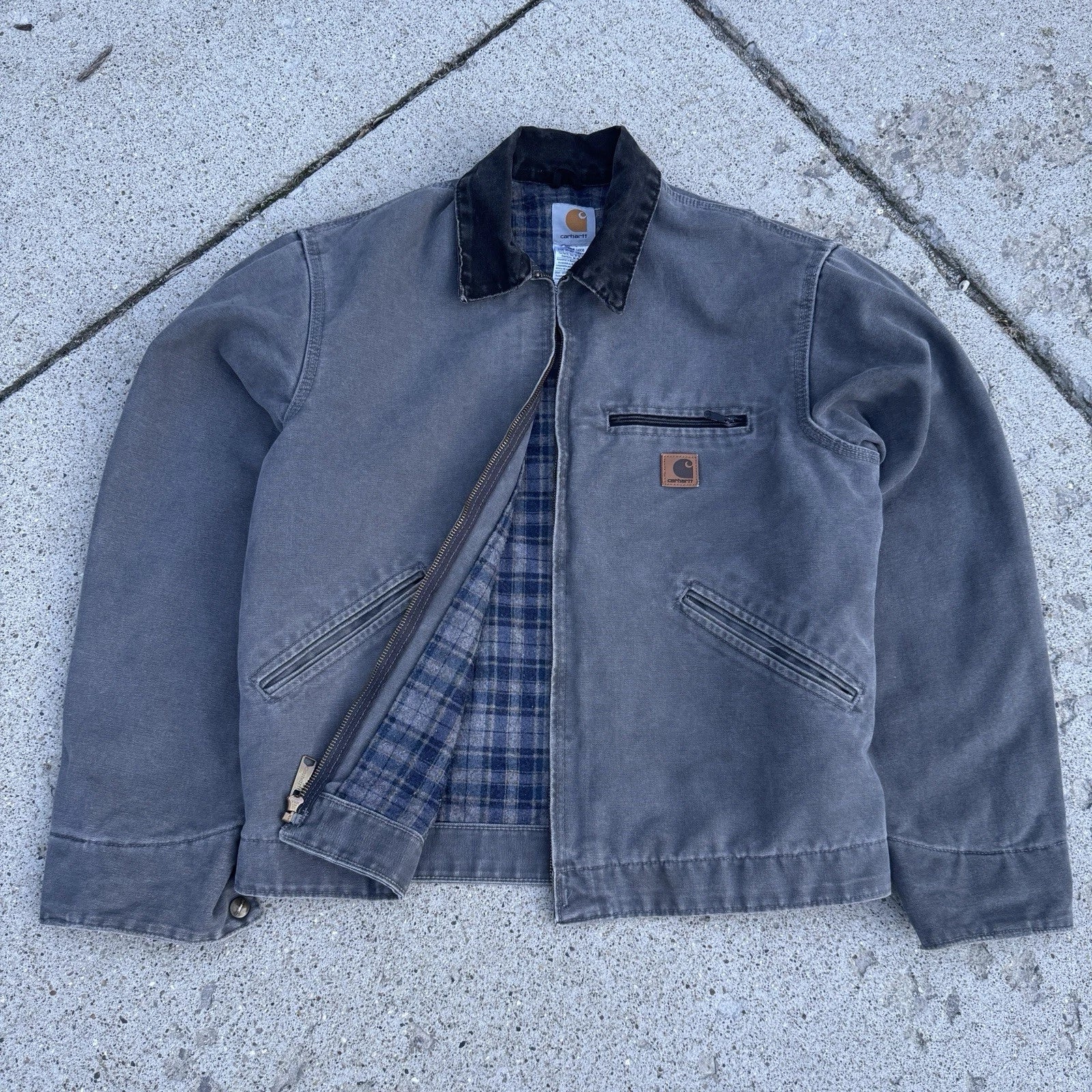 Near DEADSTOCK Carhartt Detroit J97 MTL Gray Canvas Blanket Lined Jacket MEDIUM