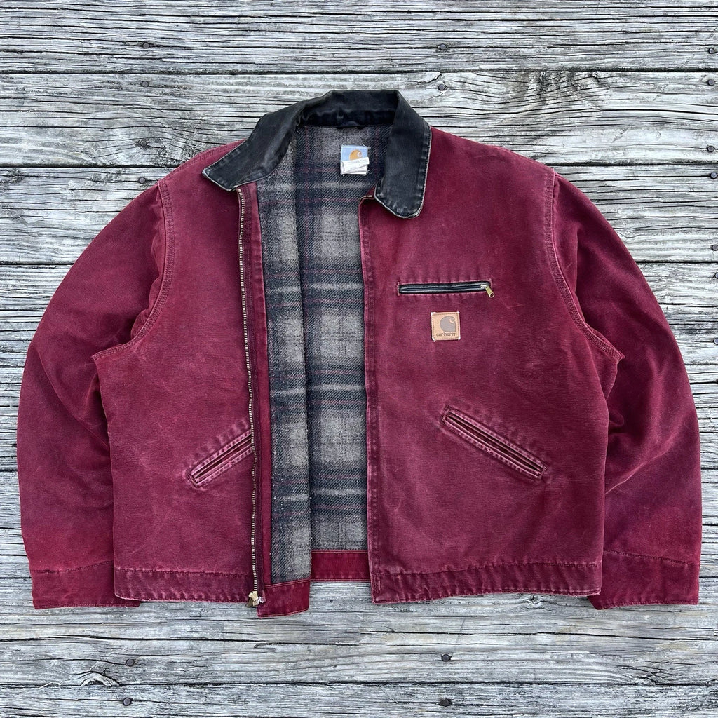 Vintage carhartt j97 cri sandstone detroit jacket in crimson size 2x-large