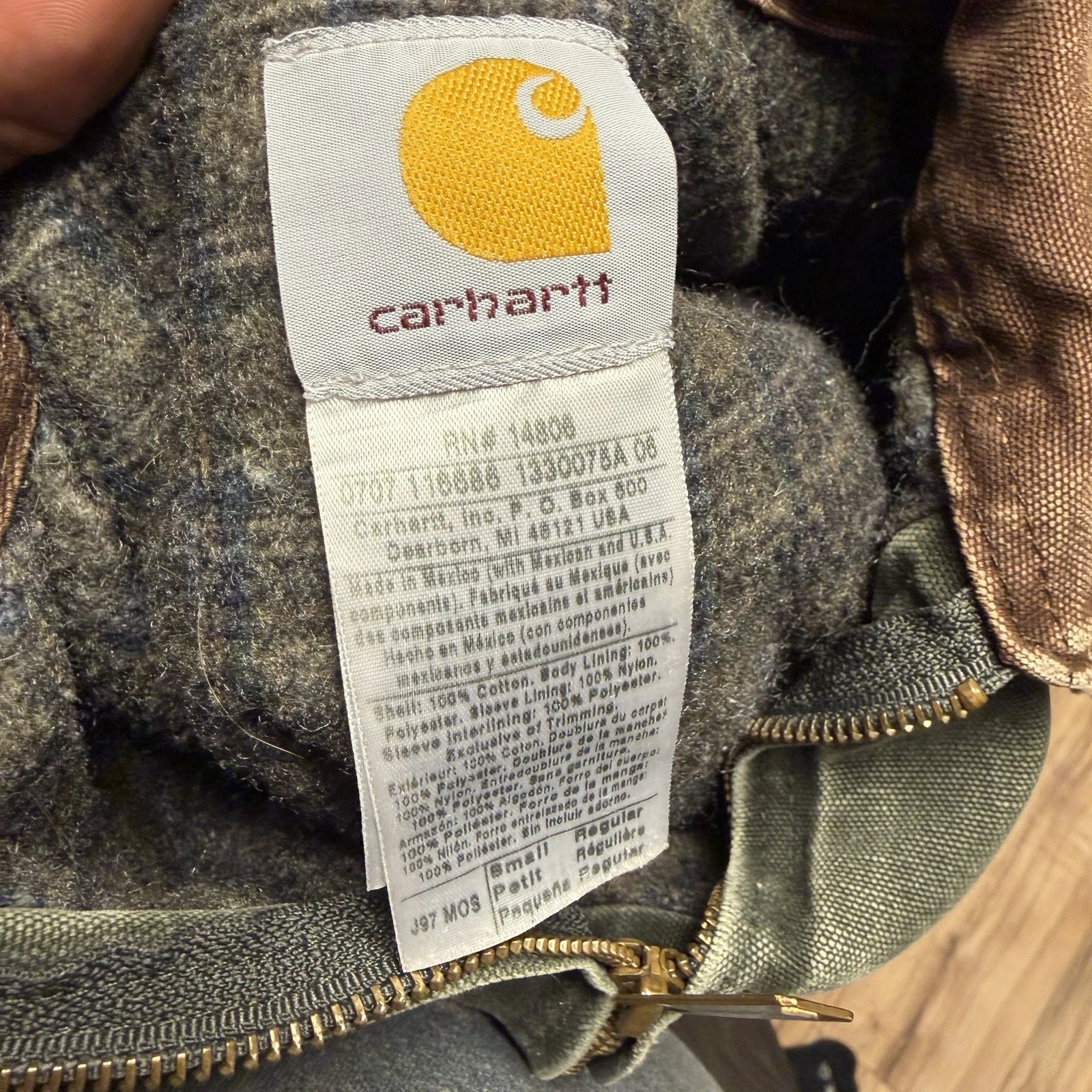 Vintage Carhartt Detroit Jacket J97 MOS Blanket Lined Moss Green Size Small